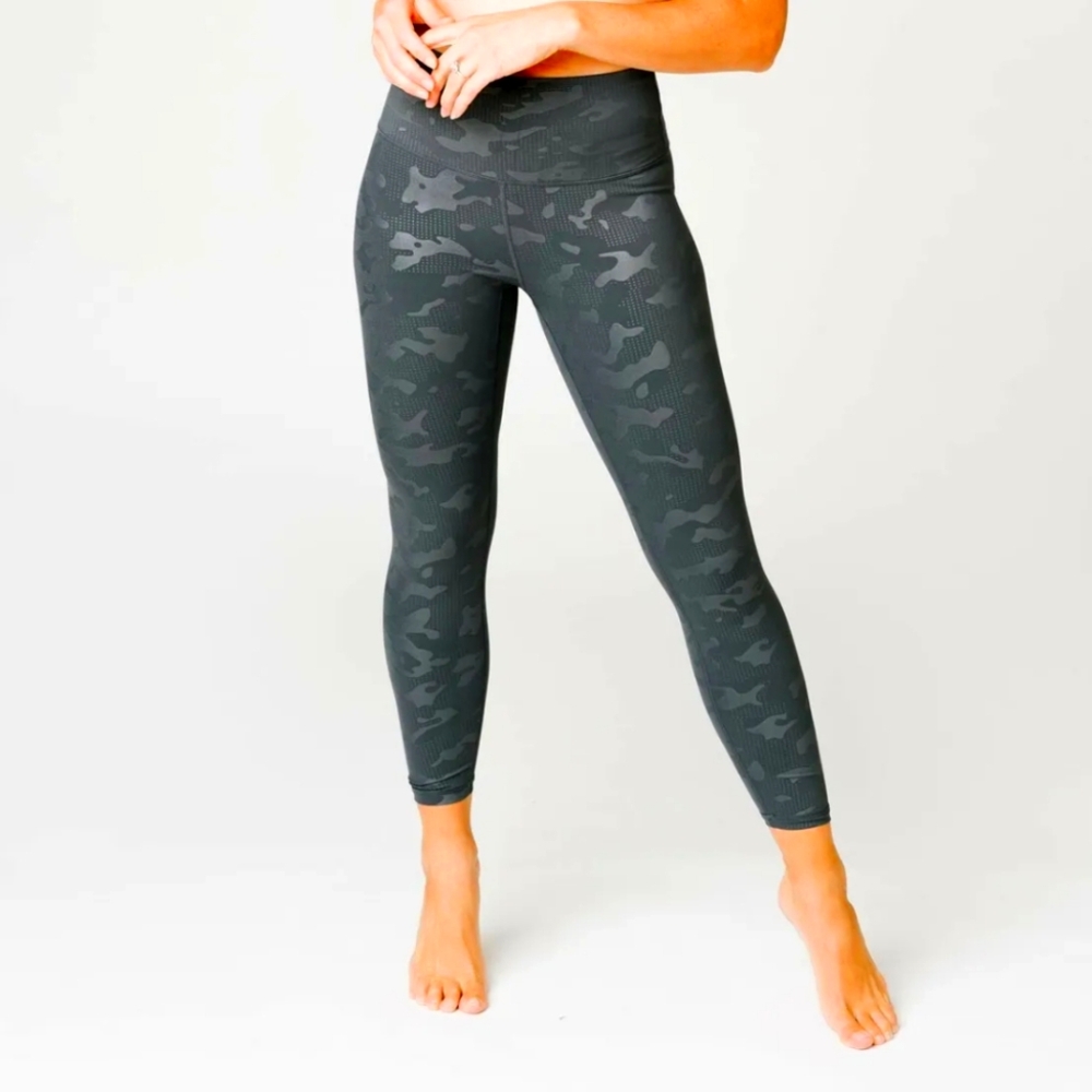Zyia battleship luxe 7/8 leggings size 4